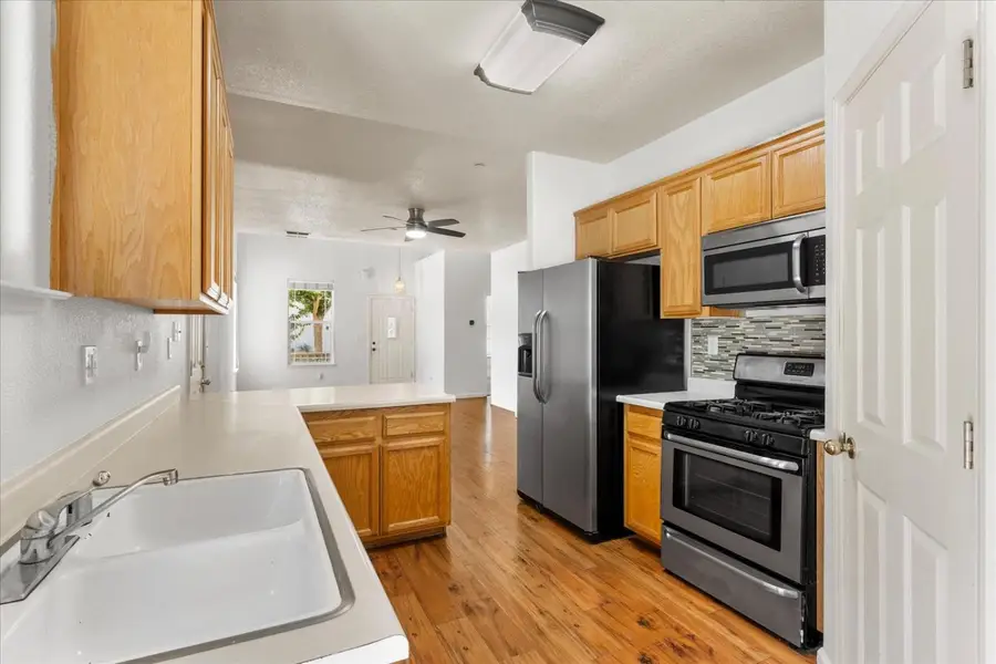 1595 Greenwich Circle, Yuba City, CA 95993 - #3