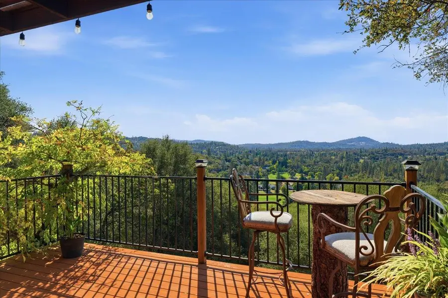 18717 Hummingbird Drive, Penn Valley, CA 95946 - #2