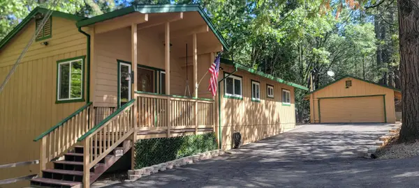 24040 Hitching Post Road, Sonora, CA 95370
