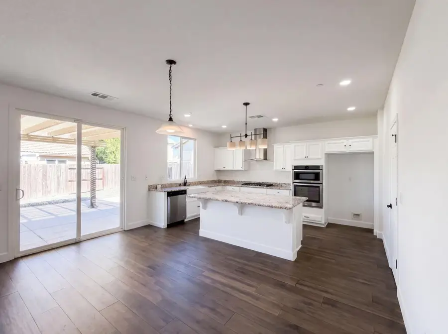 1216 Hamel Way, Galt, CA 95632 - #2