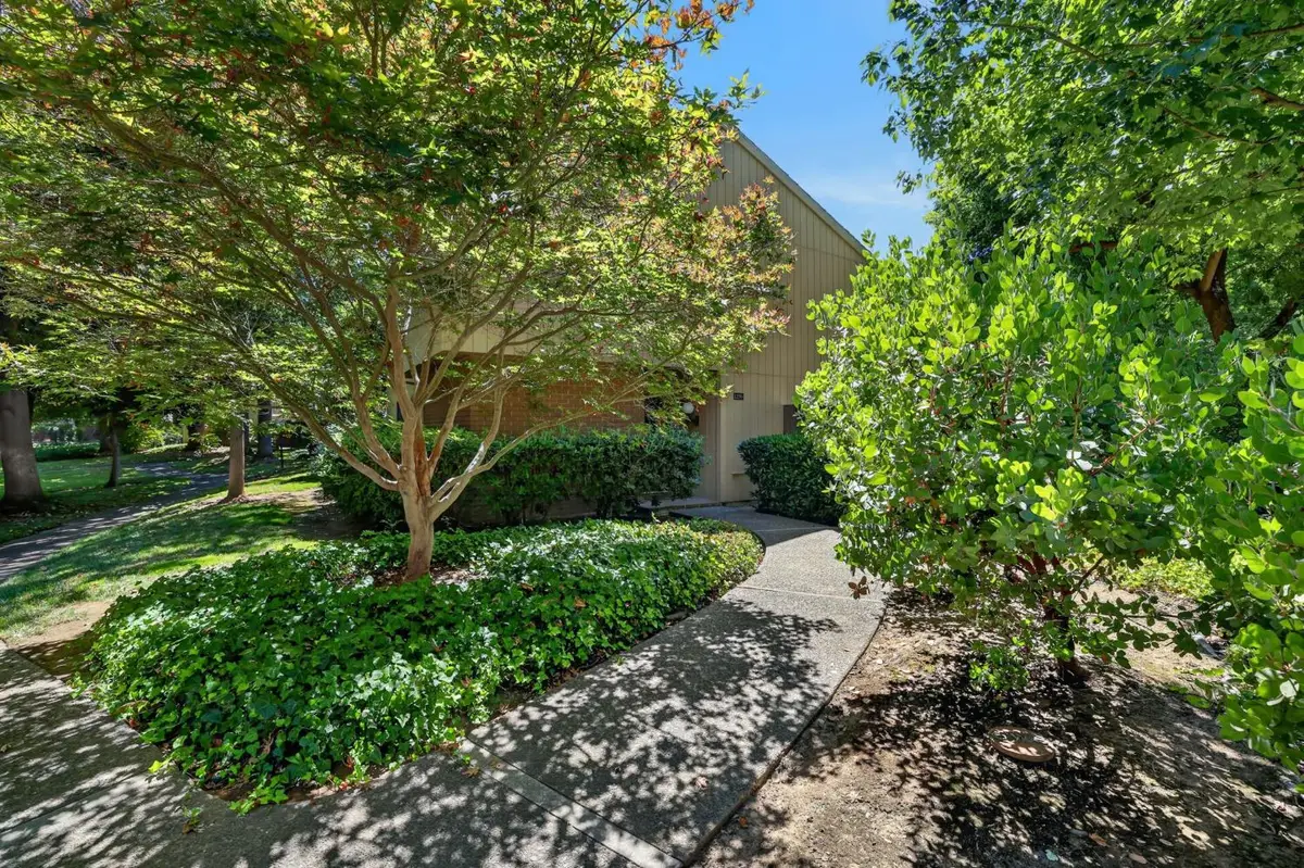 1235 Vanderbilt Way, Sacramento, CA 95825 - #1
