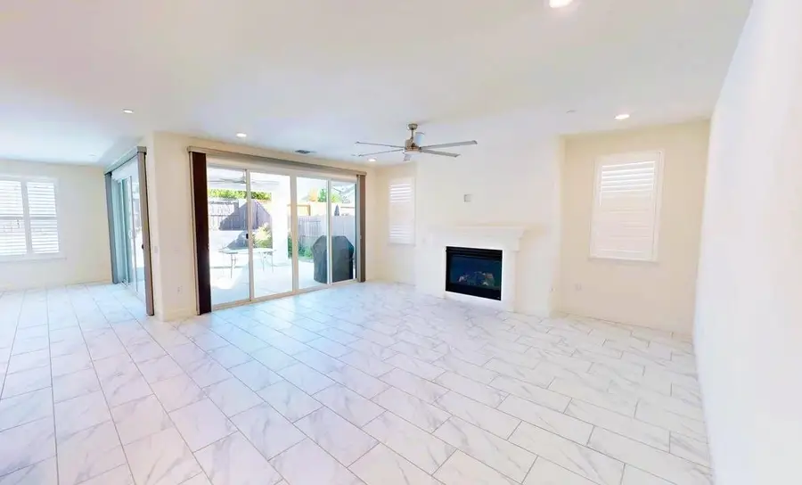 4620 Royal Lily Avenue, Roseville, CA 95747 - #3