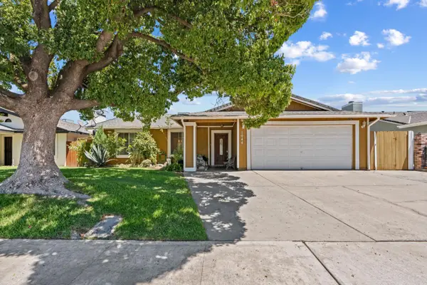 1044 Fruitbasket Lane, Livingston, CA 95334