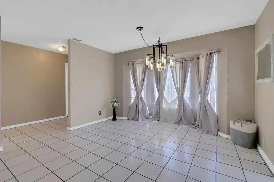2155 Cecilia Way, Linda, CA 95901 - #3