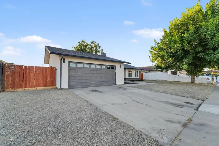 1617 Capital Drive, Ceres, CA 95307 - #2