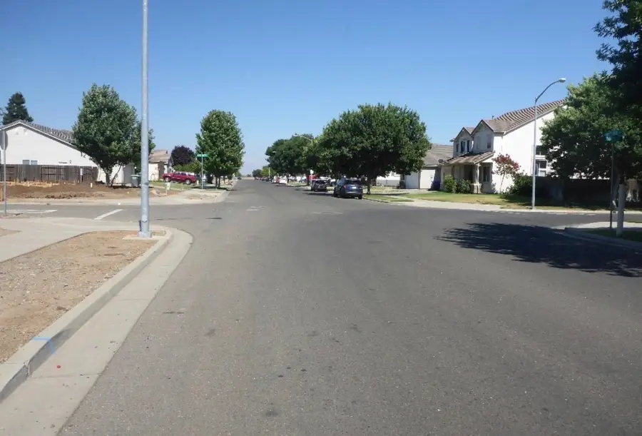 3119 Dinkey Creek Avenue, Merced, CA 95341 - #2