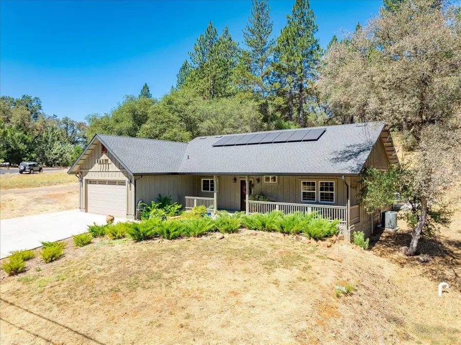 3311 Cascade Trail, Cool, CA 95614 - #3