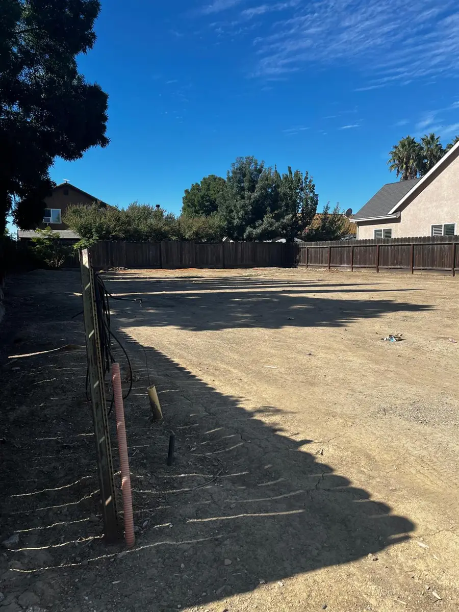 730 Arbor Pointe Avenue, Gustine, CA 95322 - #2