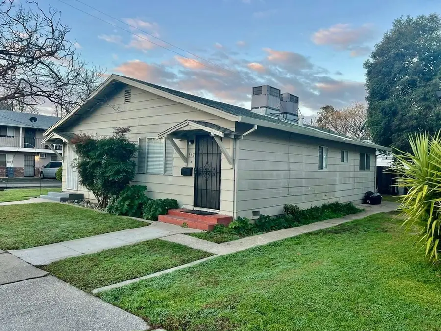 670 Chestnut Street, Yuba City, CA 95991 - #2