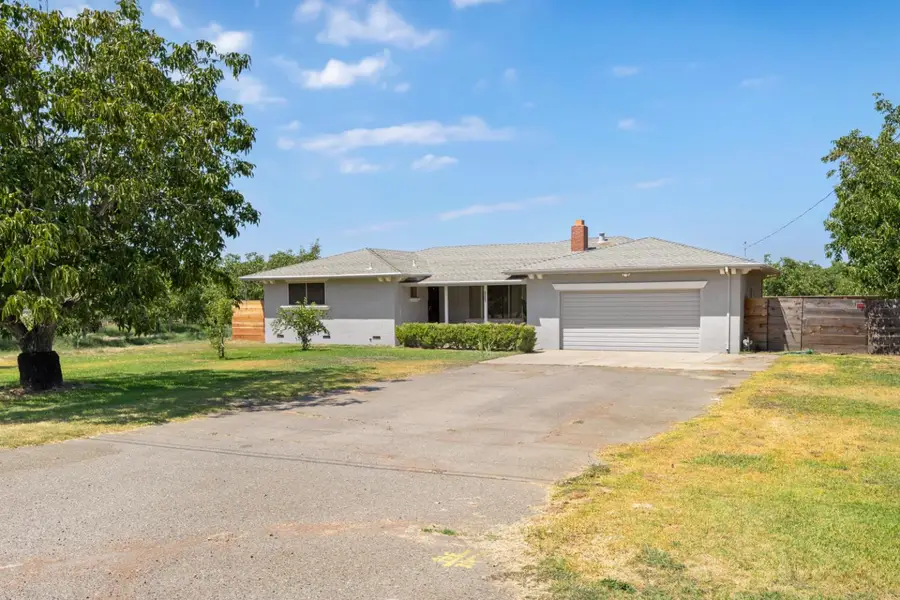1375 Barry Road, Yuba City, CA 95993 - #3