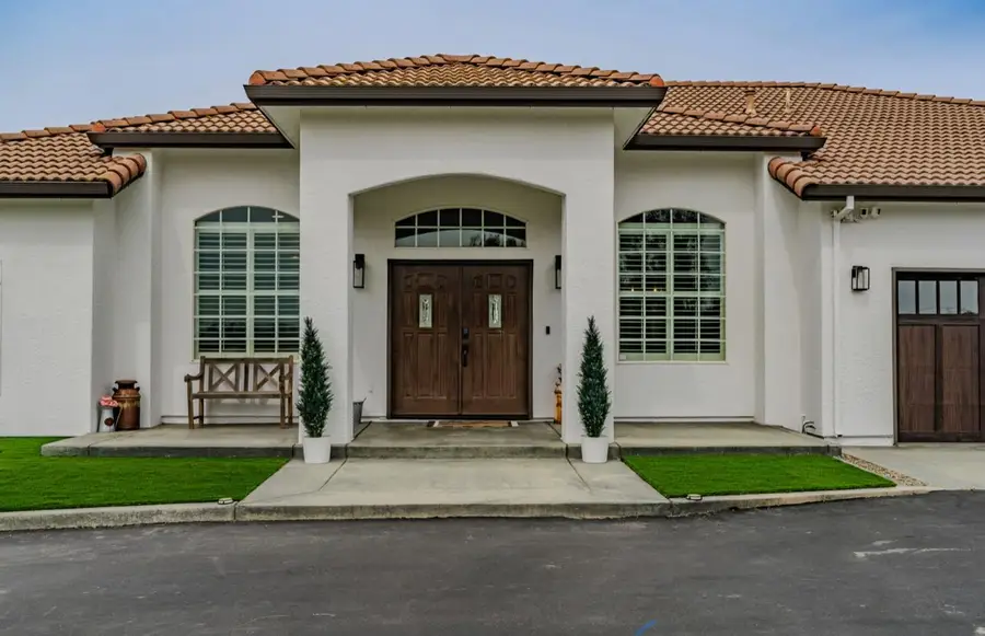 5600 Ferseyna Way, Valley Springs, CA 95252 - #2