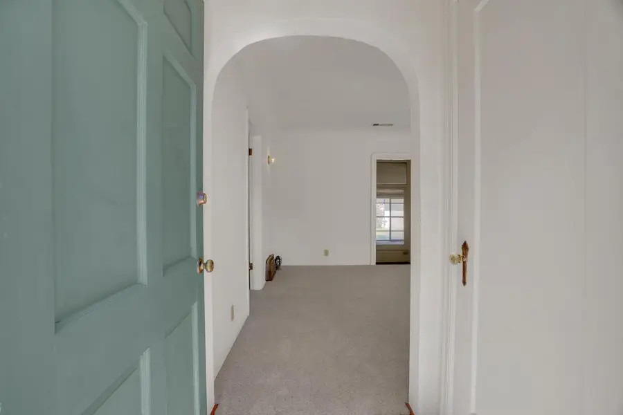 1121 Yosemite Street, Turlock, CA 95380 - #2