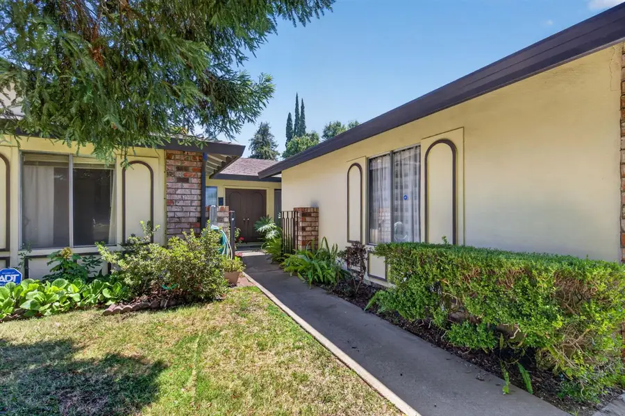 6861 Kettering Circle, Fair Oaks, CA 95628 - #2