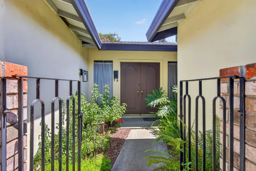 6861 Kettering Circle, Fair Oaks, CA 95628 - #3