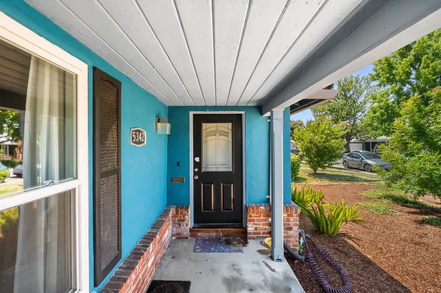 5342 6th Avenue, Sacramento, CA 95820 - #3