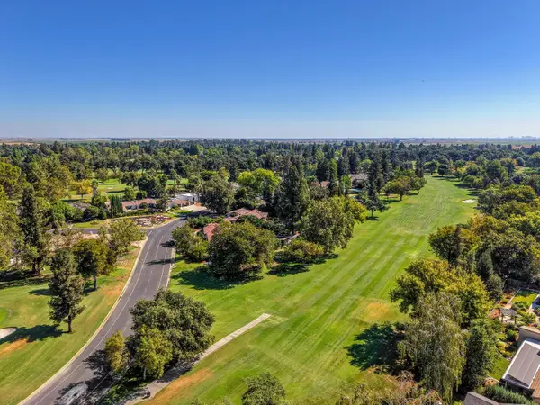 1 Clubhouse Drive, El Macero, CA 95618