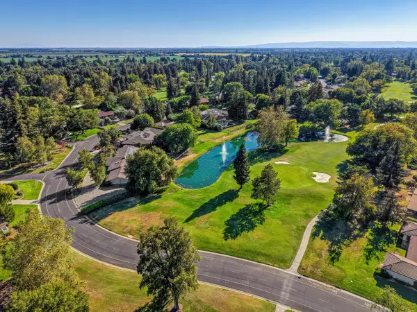 2 Country Club Drive, El Macero, CA 95618
