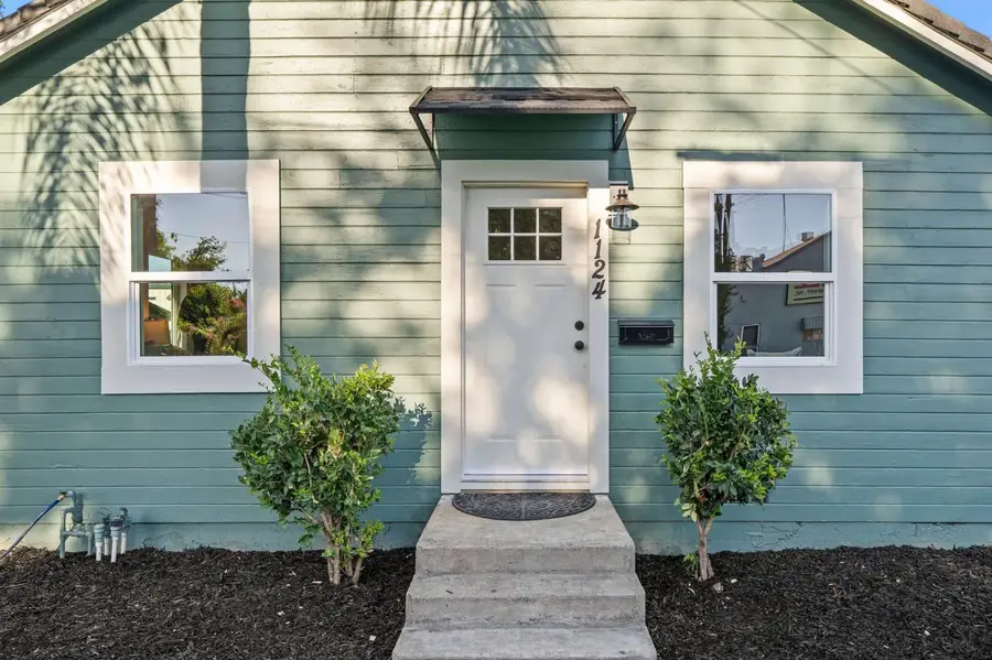 1124 S Sacramento Street, Lodi, CA 95240 - #3