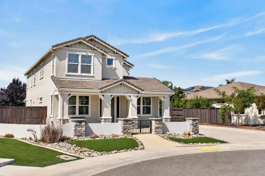 10070 Red Tail Hawk Way, Sacramento, CA 95829 - #2