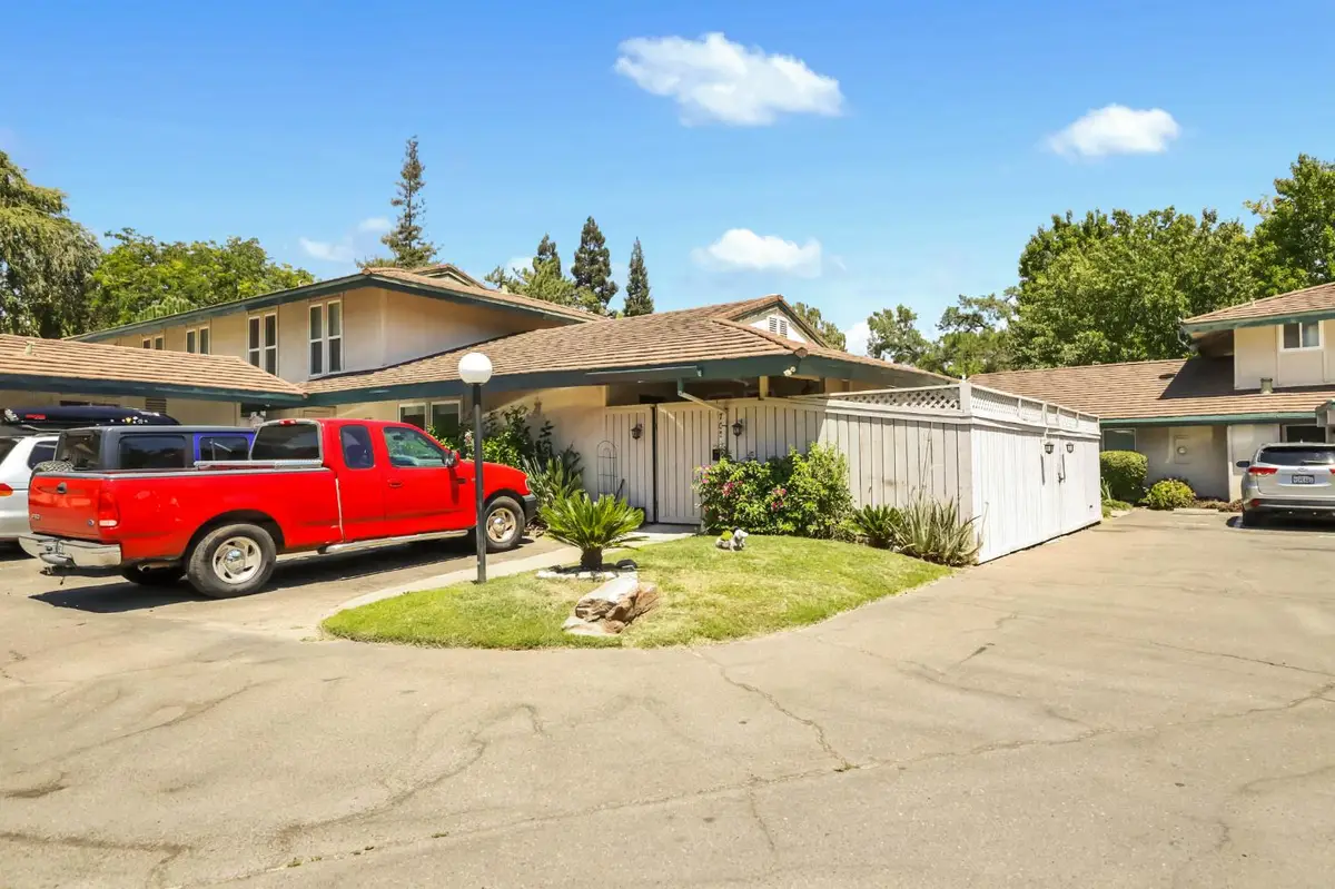 705 Roundtree Court, Sacramento, CA 95831 - #1