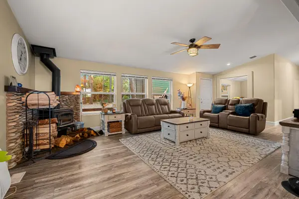 19051 Pine Drive, Pioneer, CA 95666