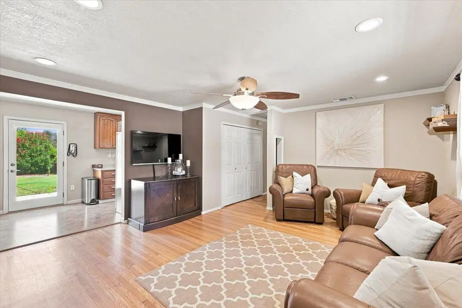 8491 Wade Court, Orangevale, CA 95662 - #3