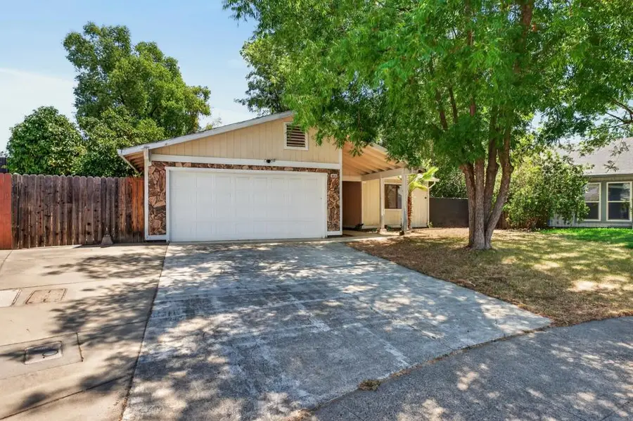 8424 Lost Mine Court, Citrus Heights, CA 95621 - #2
