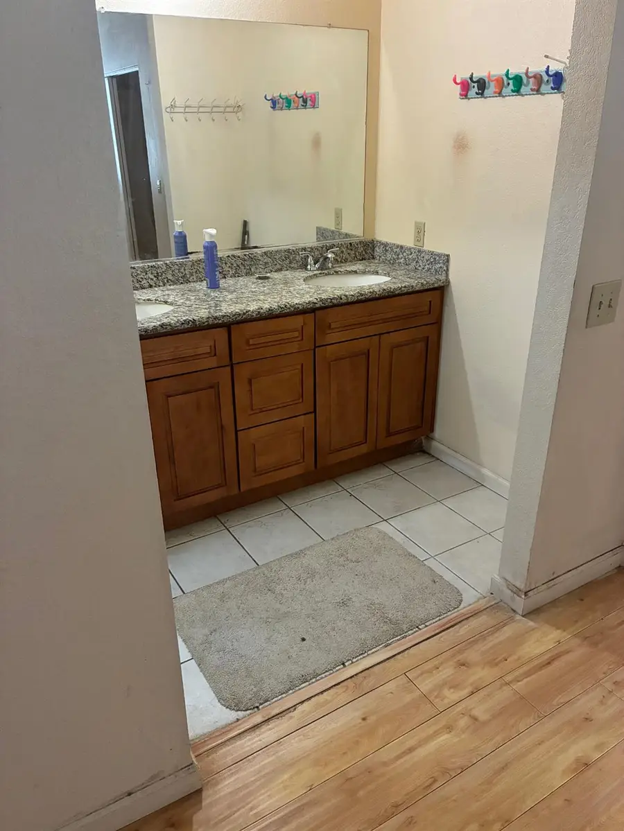 7807 Cresentdale Way, Sacramento, CA 95823 - #2
