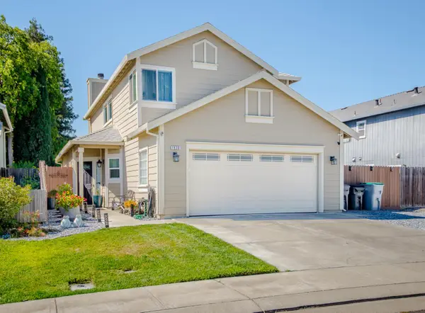 1530 Paradise Valley Drive, Woodland, CA 95776