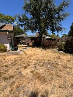 426 W Swain A Court, Stockton, CA 95207 - #3