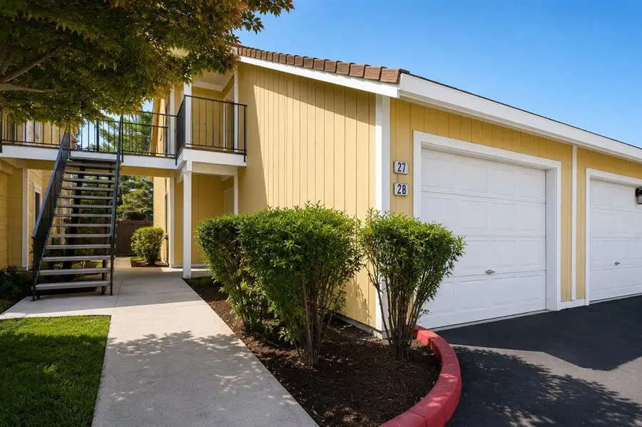 1311 W Century Boulevard #27, Lodi, CA 95242 - #3