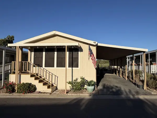 10780 N Highway 99 #27, Stockton, CA 95212
