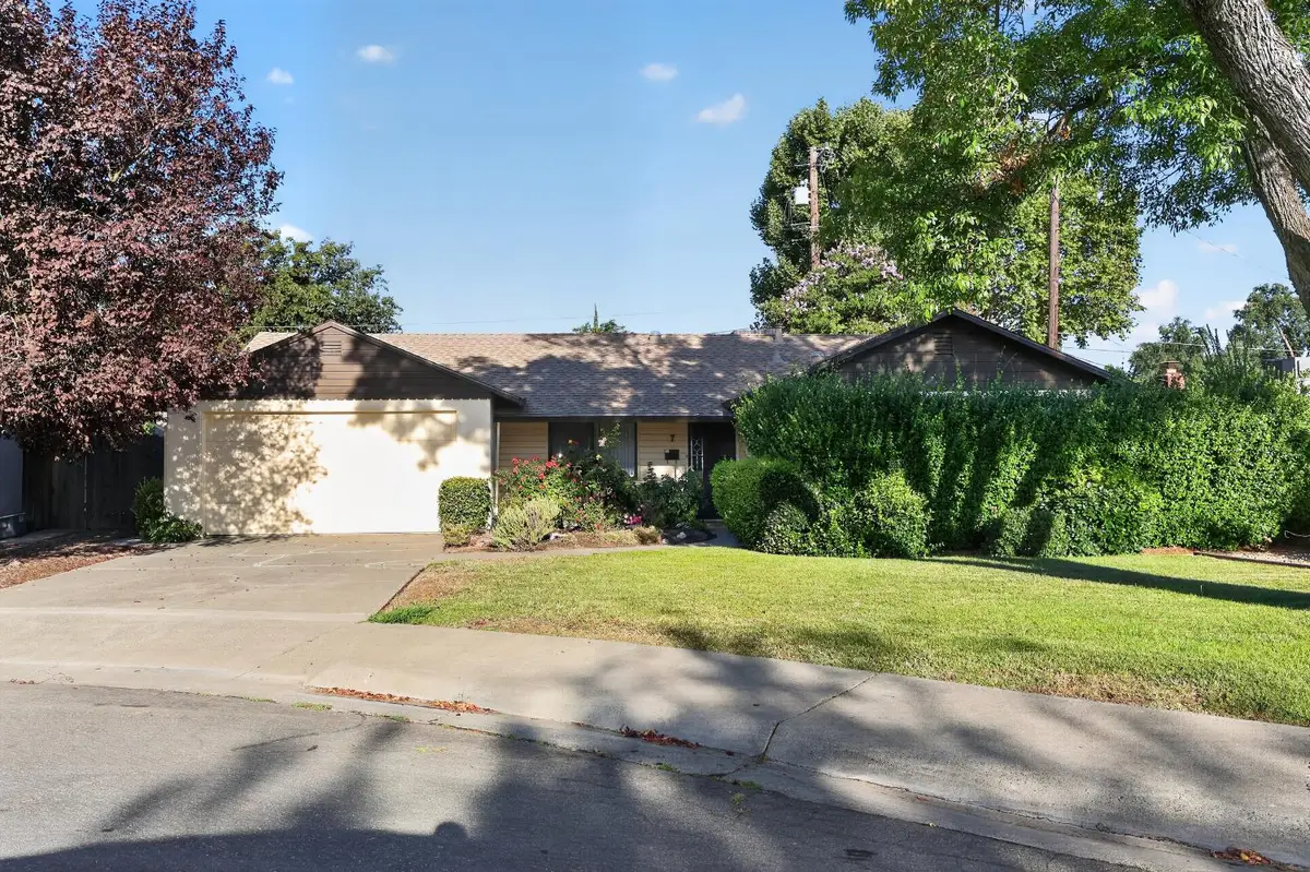 7 Winifred Court, Woodland, CA 95695 - #1