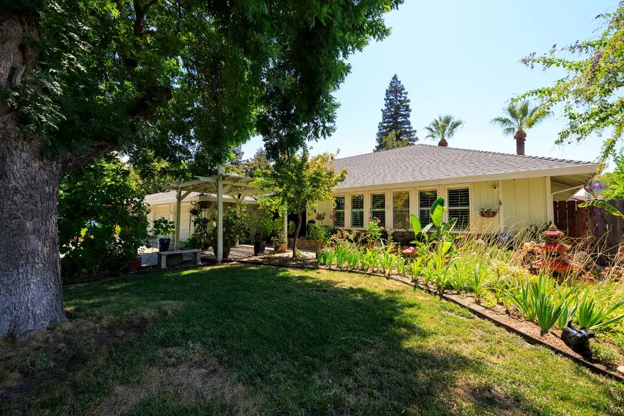 404 W Rumble Road, Modesto, CA 95350 - #2