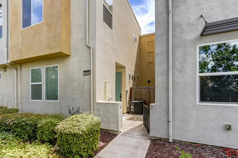 2559 Radar Lane, Sacramento, CA 95834 - #2