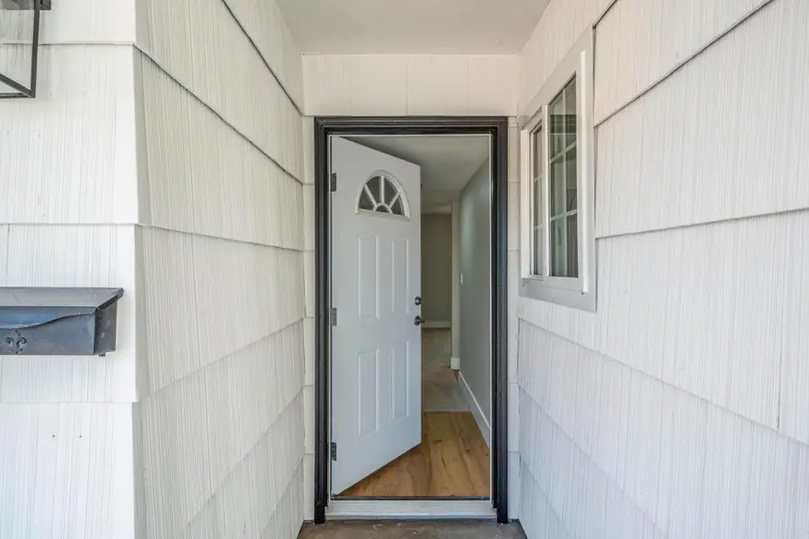 5913 Brett Drive, Sacramento, CA 95842 - #3