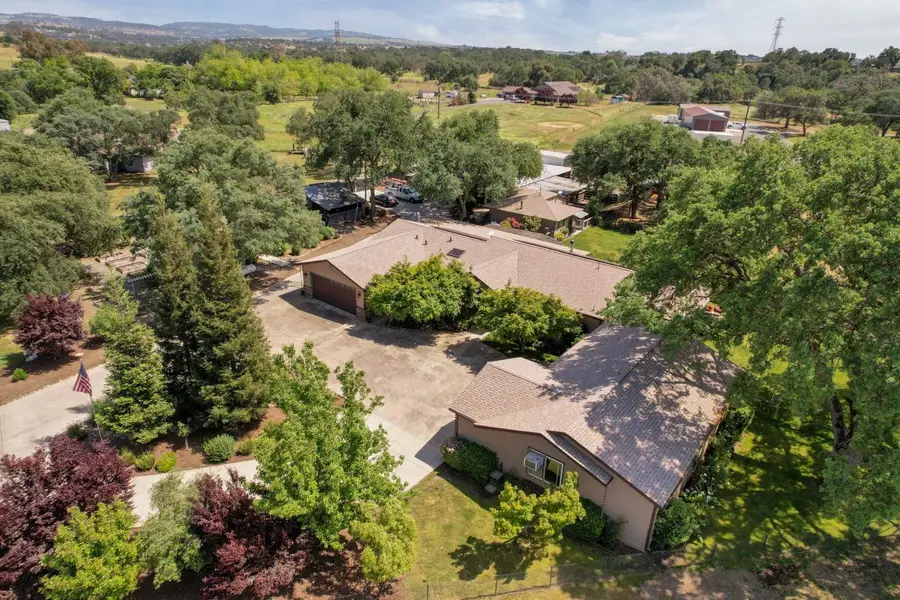 210 Melissa Way, Valley Springs, CA 95252 - #2