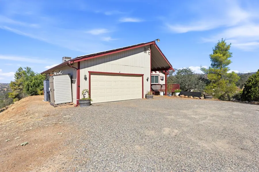 39874 Lilley Mountain Drive, Coarsegold, CA 93614 - #2