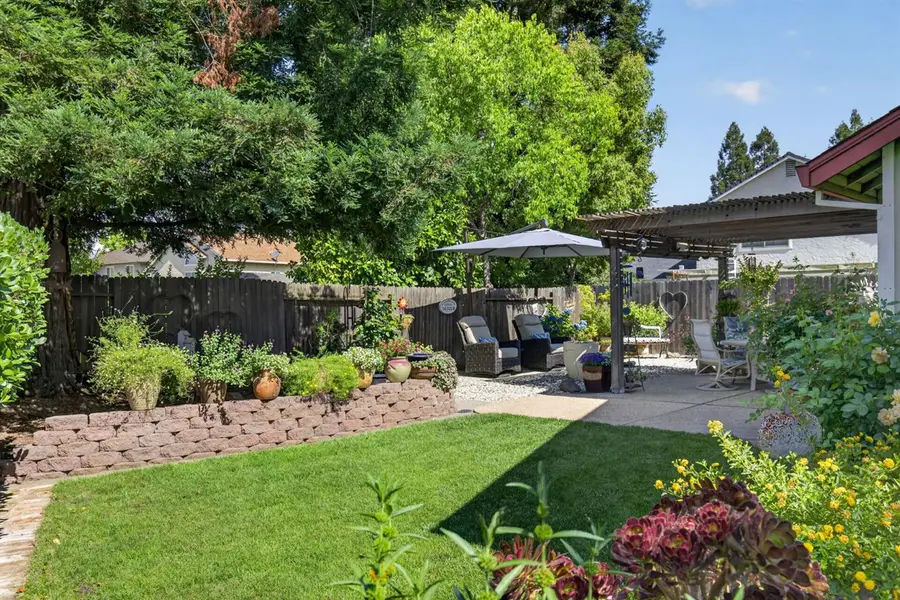 611 Copper Way, Roseville, CA 95678 - #2