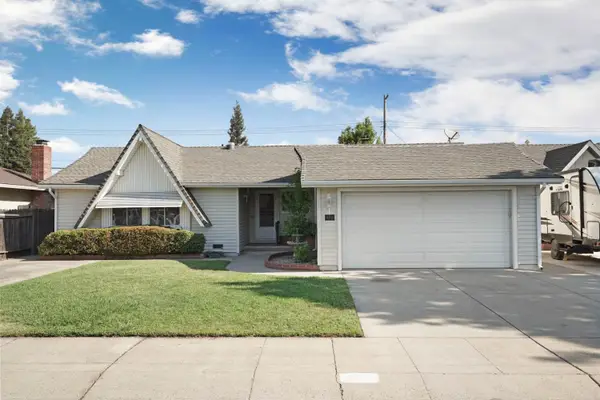 870 Bel Air Court, Lodi, CA 95240