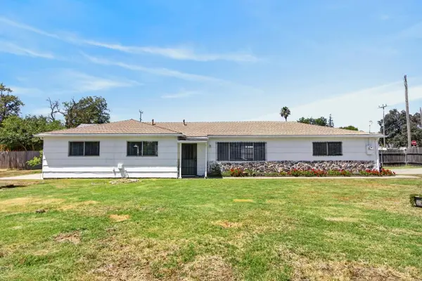 2012 Harris Avenue, Sacramento, CA 95838