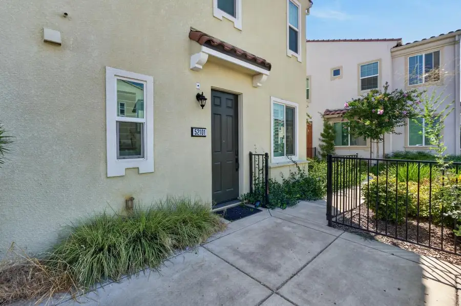 5301 E Commerce Way #52101, Sacramento, CA 95835 - #3