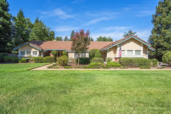 8216 Dressage Way, Sacramento, CA 95829