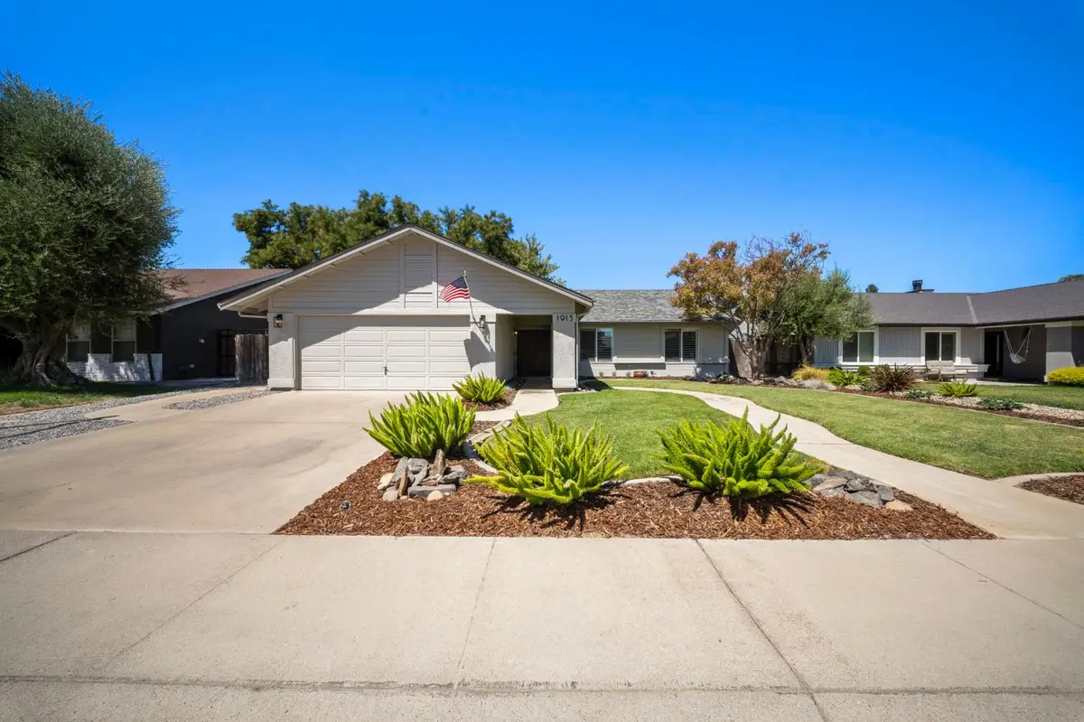 1913 Fox Glen Drive, Hughson, CA 95326 - #1