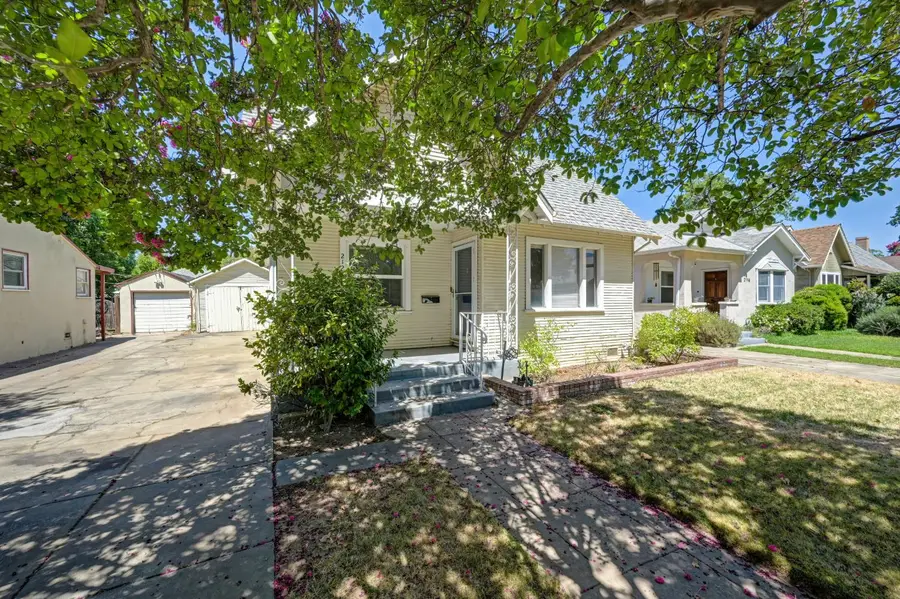 2124 35th Street, Sacramento, CA 95817 - #3