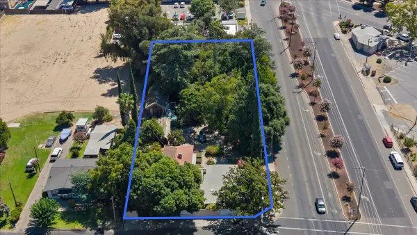 800 N Olive Avenue, Turlock, CA 95380