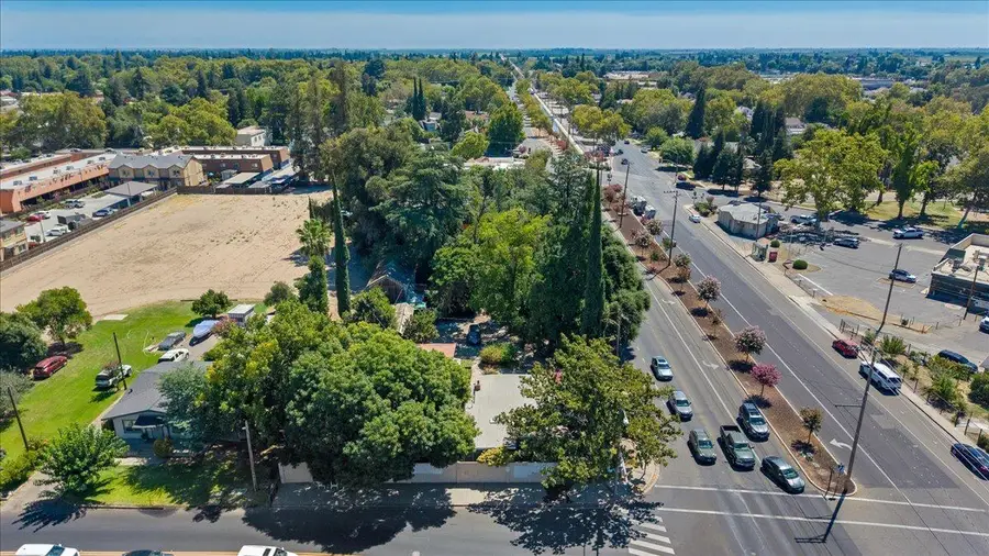 800 N Olive Avenue, Turlock, CA 95380 - #3