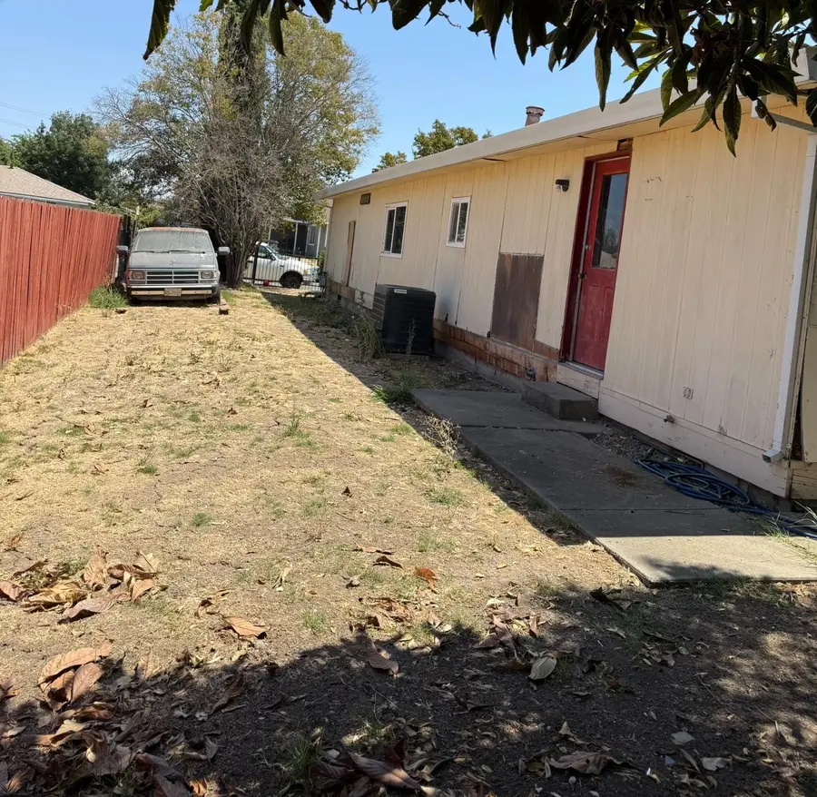 6820 Carnation, Sacramento, CA 95822 - #2