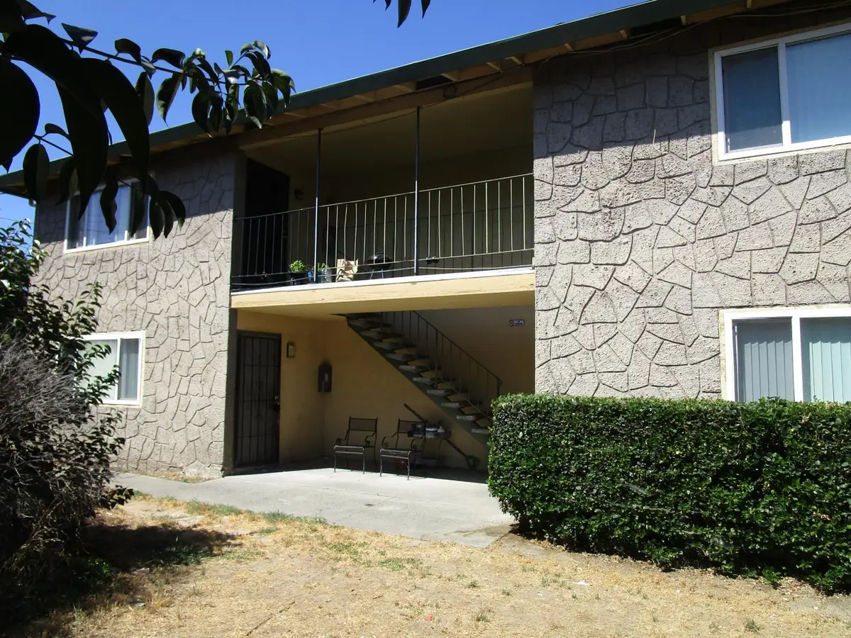 4561 Ashcroft Avenue, Sacramento, CA 95841 - #1