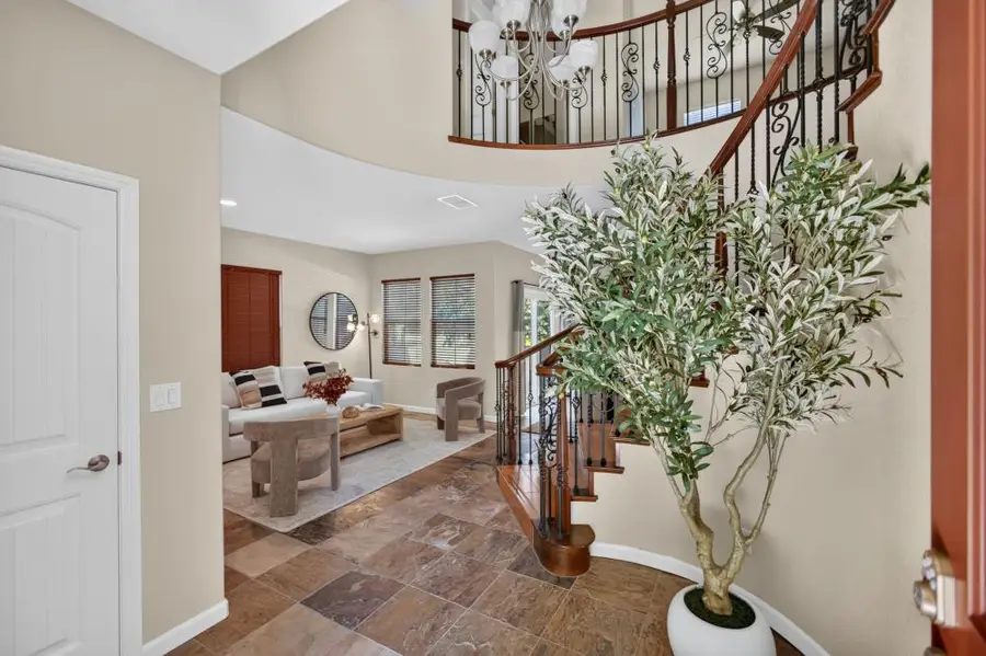 8048 Linda Isle Lane, Sacramento, CA 95831 - #3